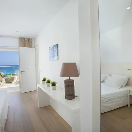 Seaview Zinnia Villa *
